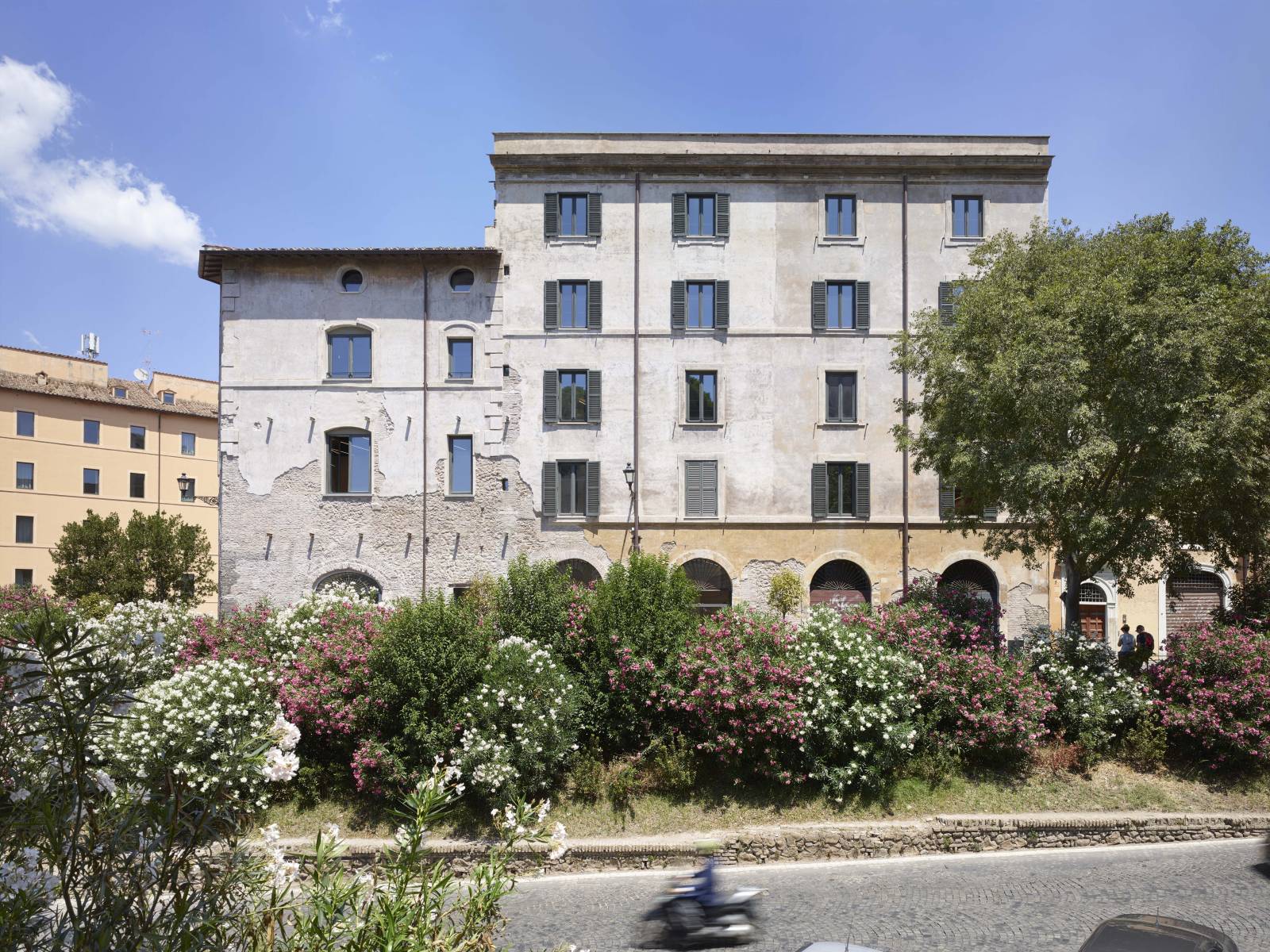 Rhinoceros Fondazione Alda Fendi Esperimenti Ateliers Jean Nouvel